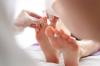 Grzyb na paznokciach nóg: jak leczyć?