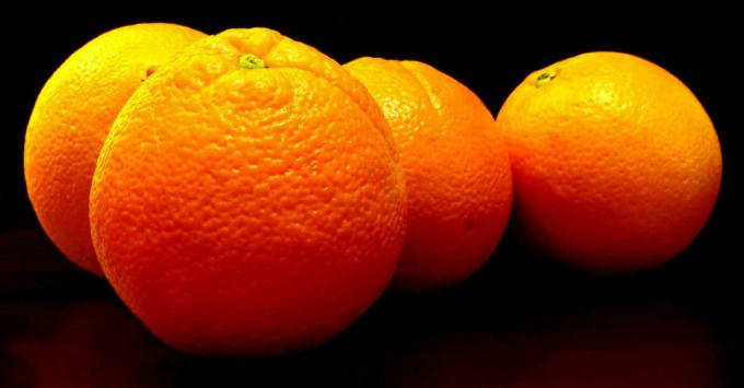 Pomarańcze - pomarańczowy