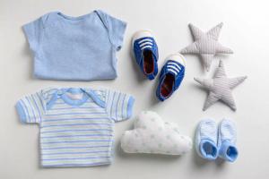Jak wybrać ubranka dla noworodka