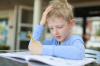 Dziecko leworęczne: dlaczego nie możesz się przekwalifikować i jak pomóc przystosować się do szkoły