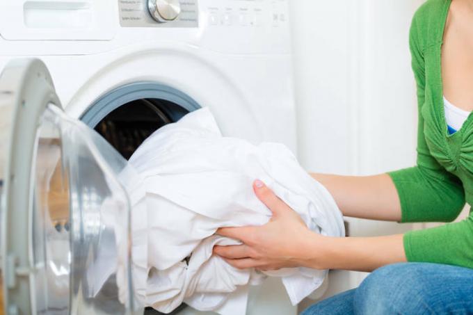 Jak wybielać wyblakłe pranie: 5 prostych sposobów