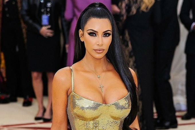 Kim Kardashian nie jest objęty nieistniejących alergię na gluten, ale po prostu nie jeść dużo rolkach.