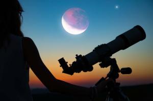 Zaćmienie Księżyca 10 stycznia 2020 r.: zadbaj o relacje i dokumenty
