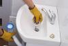3 sposoby czyszczenia zator w umywalki i wanny opadania