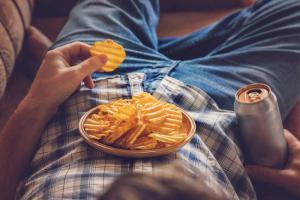 Junk food w diecie: im bardziej niebezpieczne jest dla Ciebie?