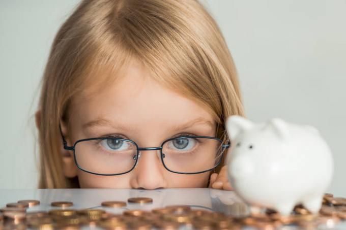 Jak trenować edukacji finansowej dziecka: 17 wskazówek