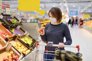 Gdzie czai się koronawirus: 4 najbrudniejsze artykuły w supermarkecie